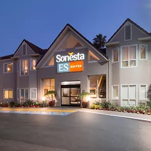 https://sonesta-es-suites-huntington-beach.topanaheimhotels.com